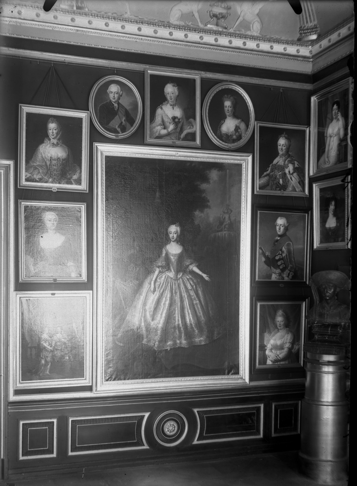 Unknown artist, Familiengalerie im Corps de Logis des Neuen Schlosses Stuttgart, Raum 2