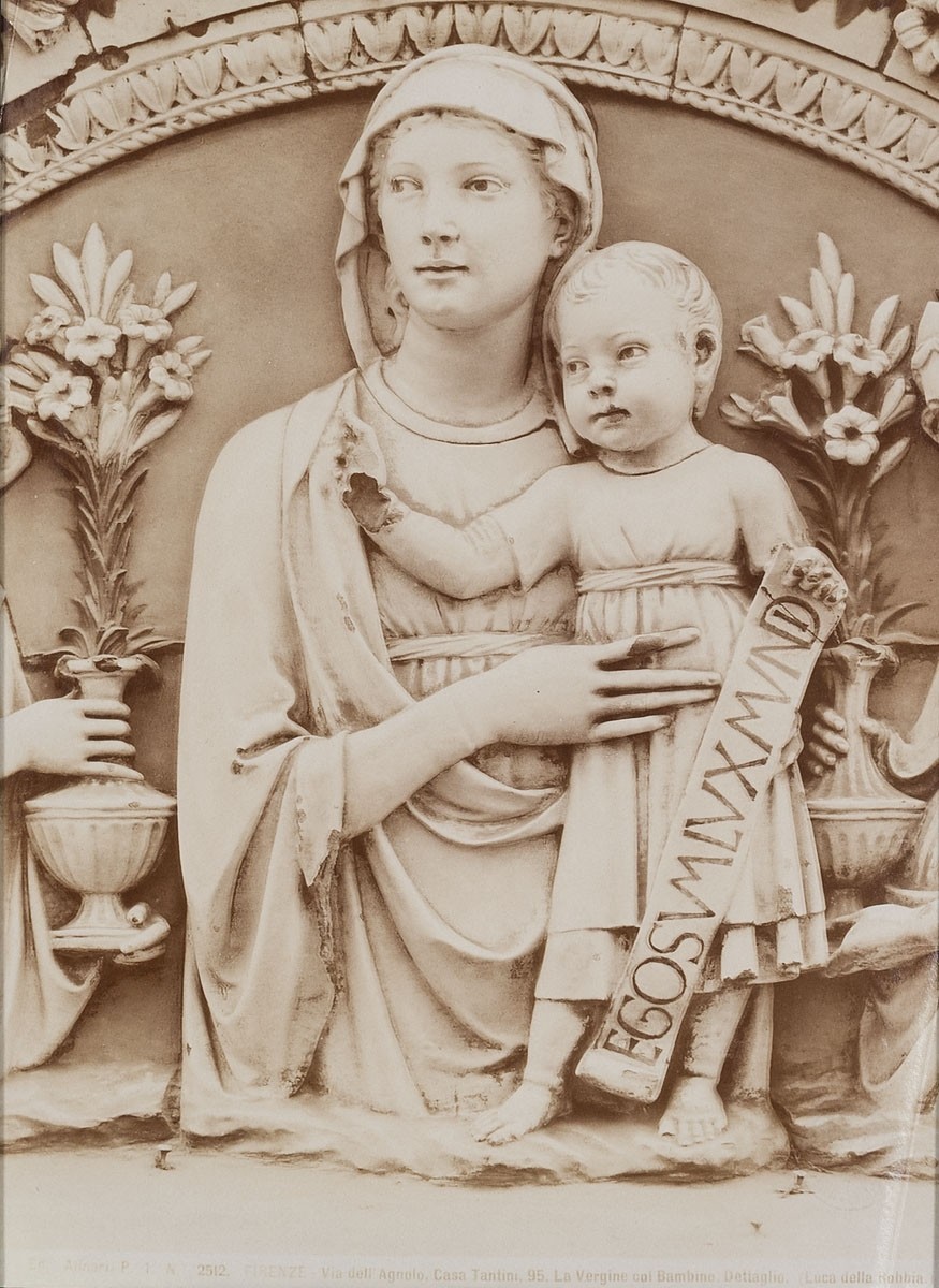 Fratelli Alinari, Luca della Robbia: Madonna mit Kind und Engeln, Ausschnitt, Via dell'Agnolo, Casa Tantini, 95, Florenz