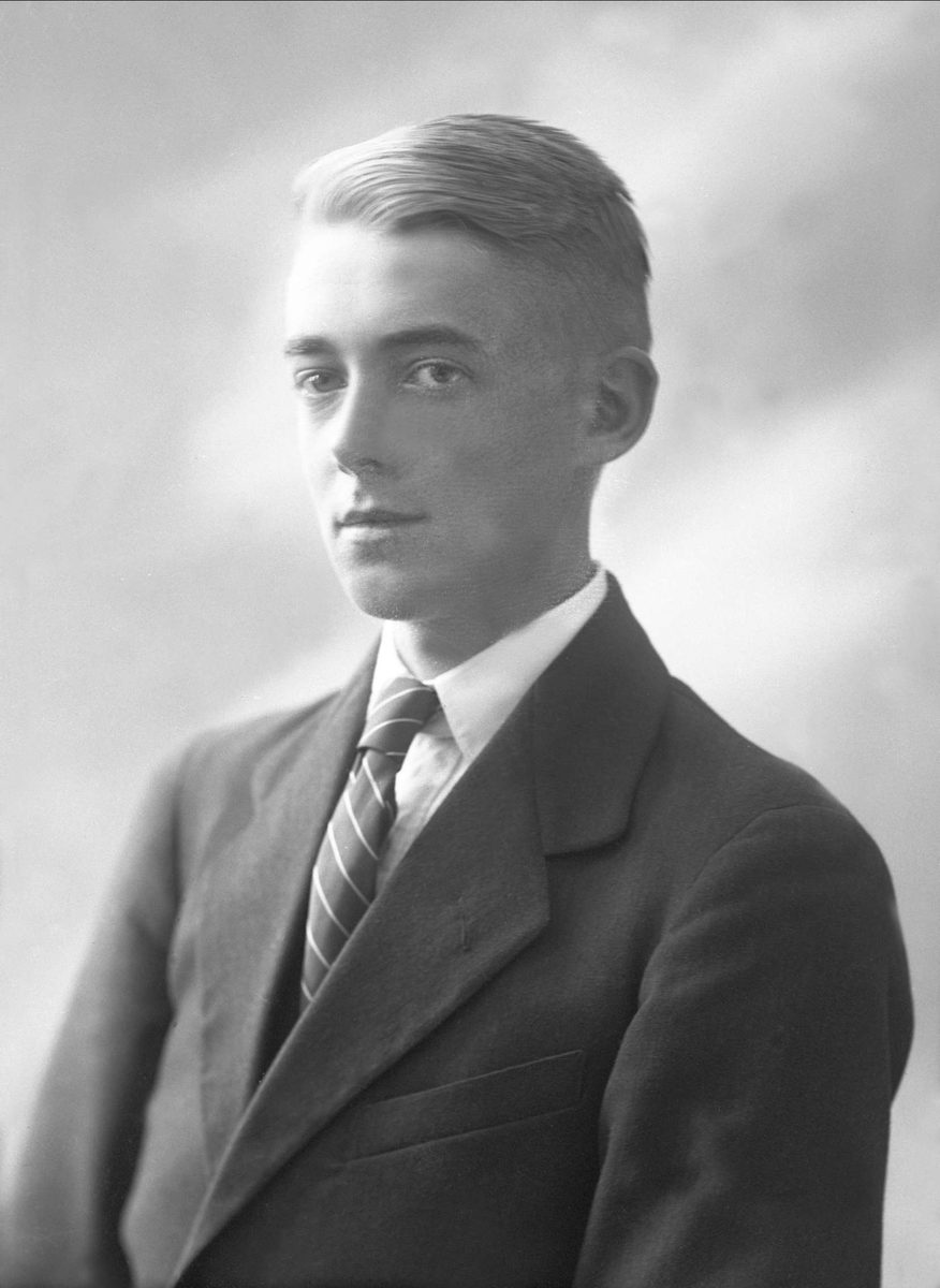 Gustav Borgen, NFB.47171