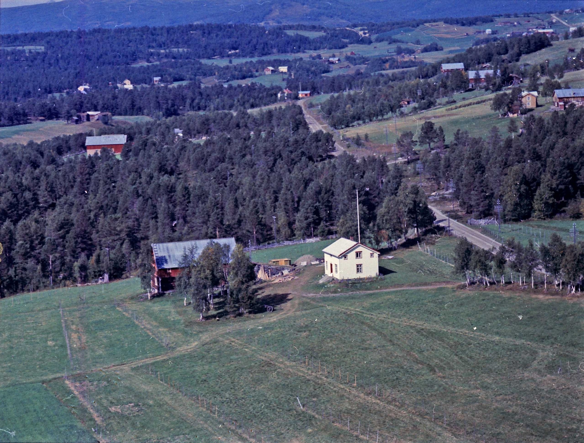 Widerøes Flyveselskap A/S, Gårdsbruk.