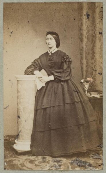 Unknown, Carte-de-visite photographs (480). Four photographs  are dry-mounted to each sheet (120).