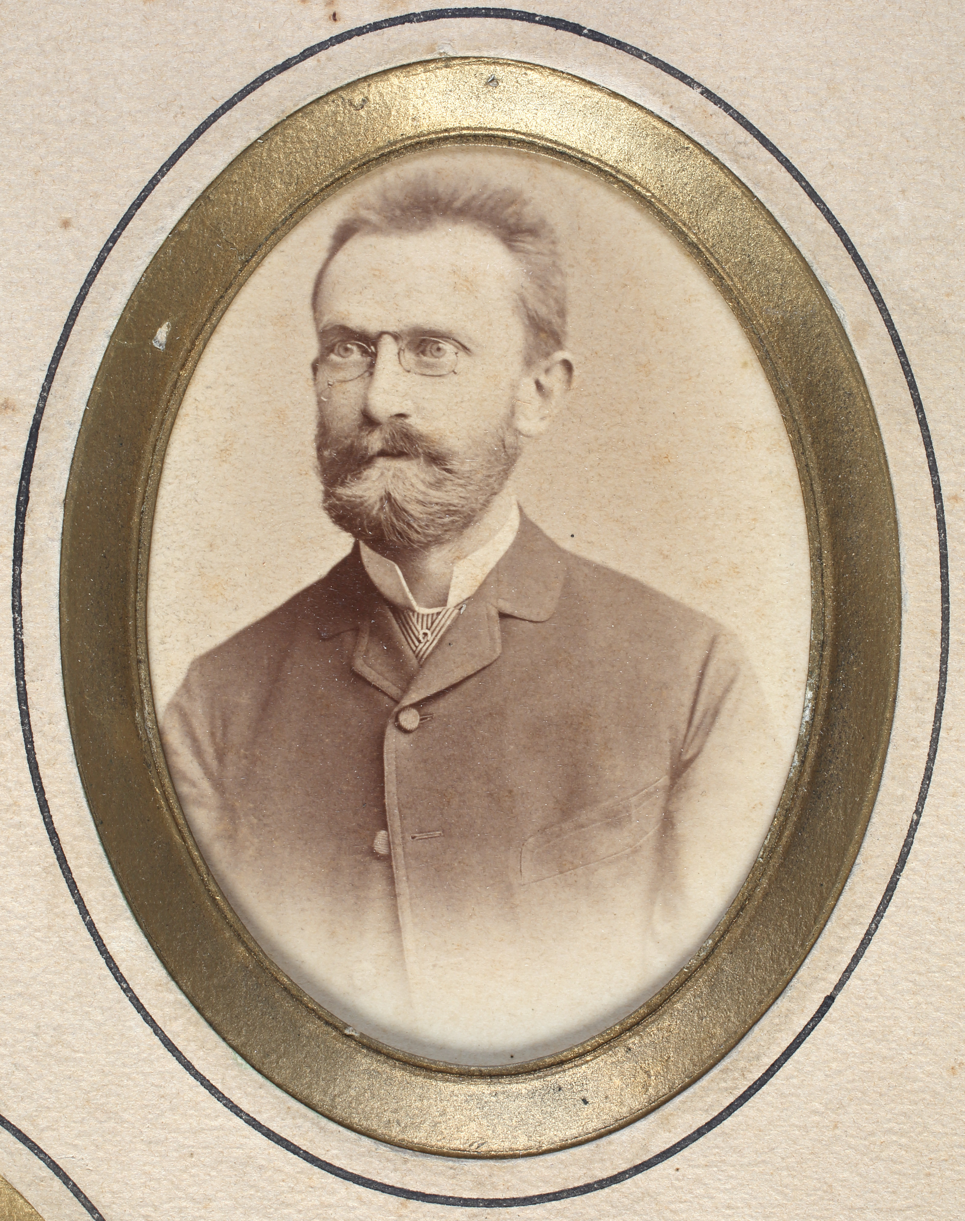 Gjuro i Ivan Varga, Portret nepoznatog
