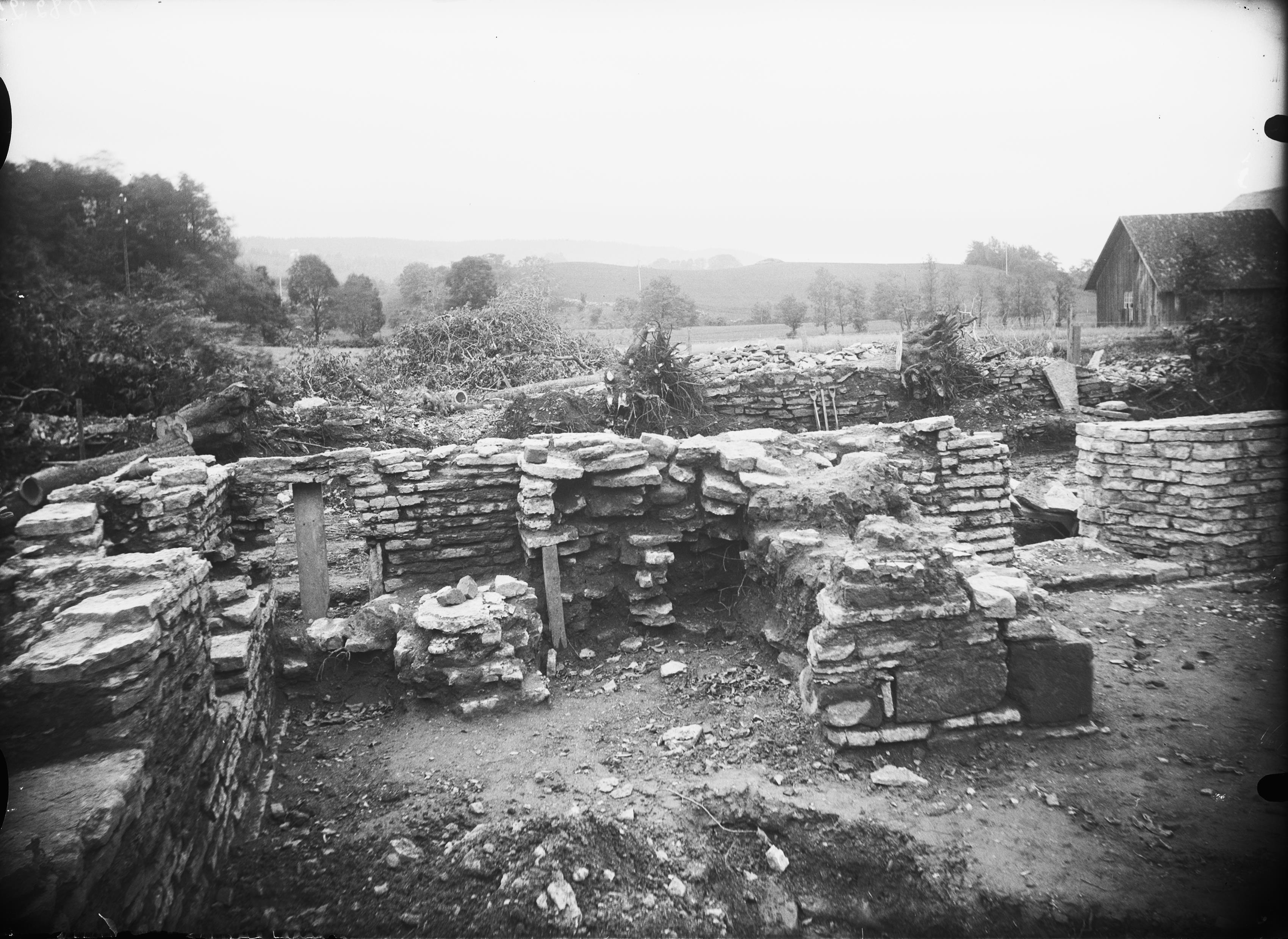 Axel Forssén, Varnhems klosterruin