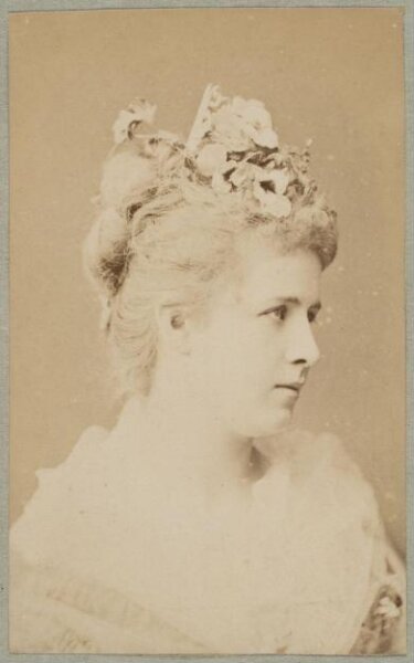 Unknown, Carte-de-visite photographs (480). Four photographs  are dry-mounted to each sheet (120).
