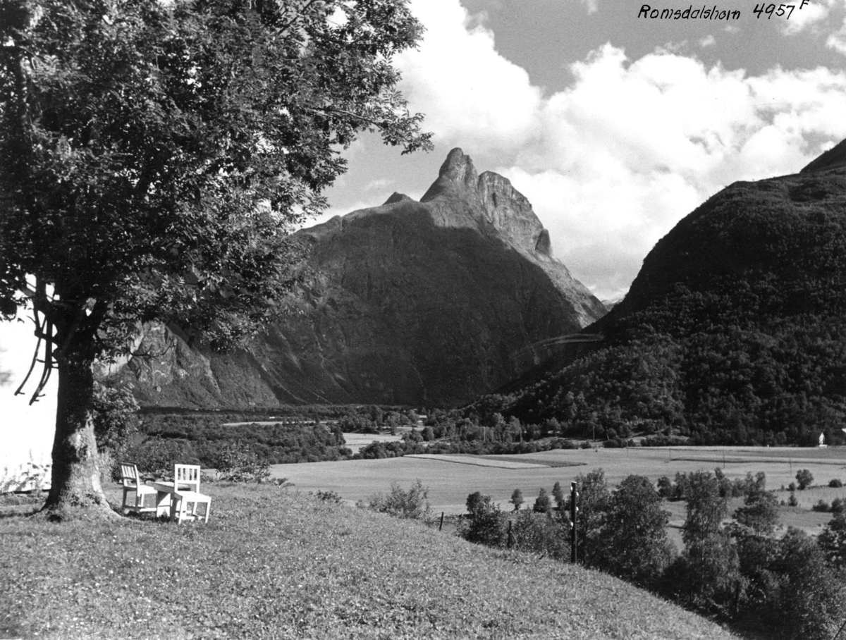 Anders Beer Wilse, Topografi