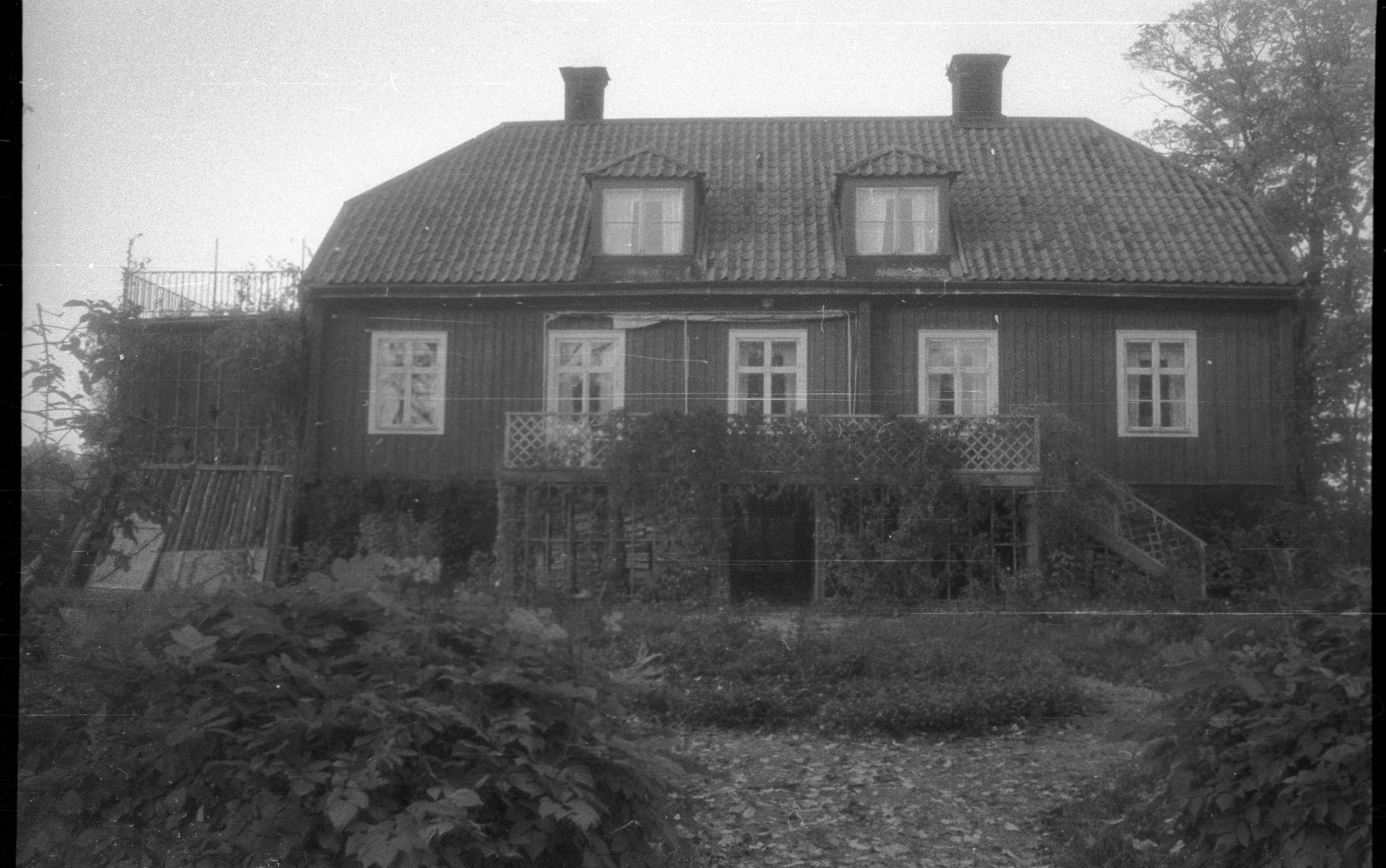 Berit Wallenberg, Lovö prästgård