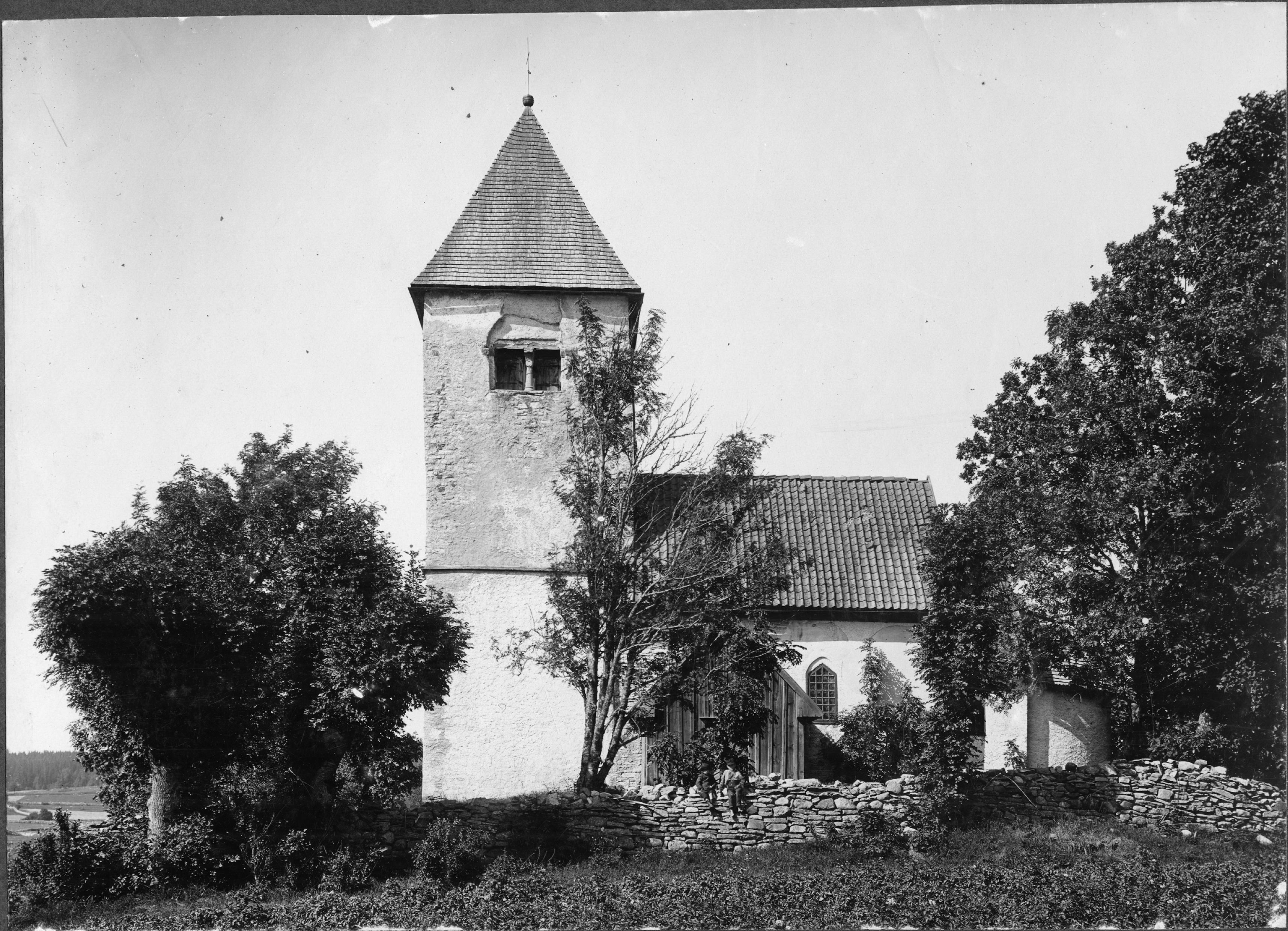 Ludvig Ericson, Våmbs kyrka