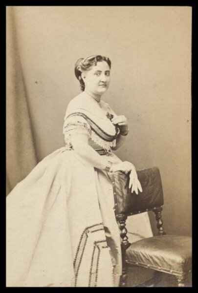London Stereoscopic and Photographic Company, Guy Little Theatrical Photograph