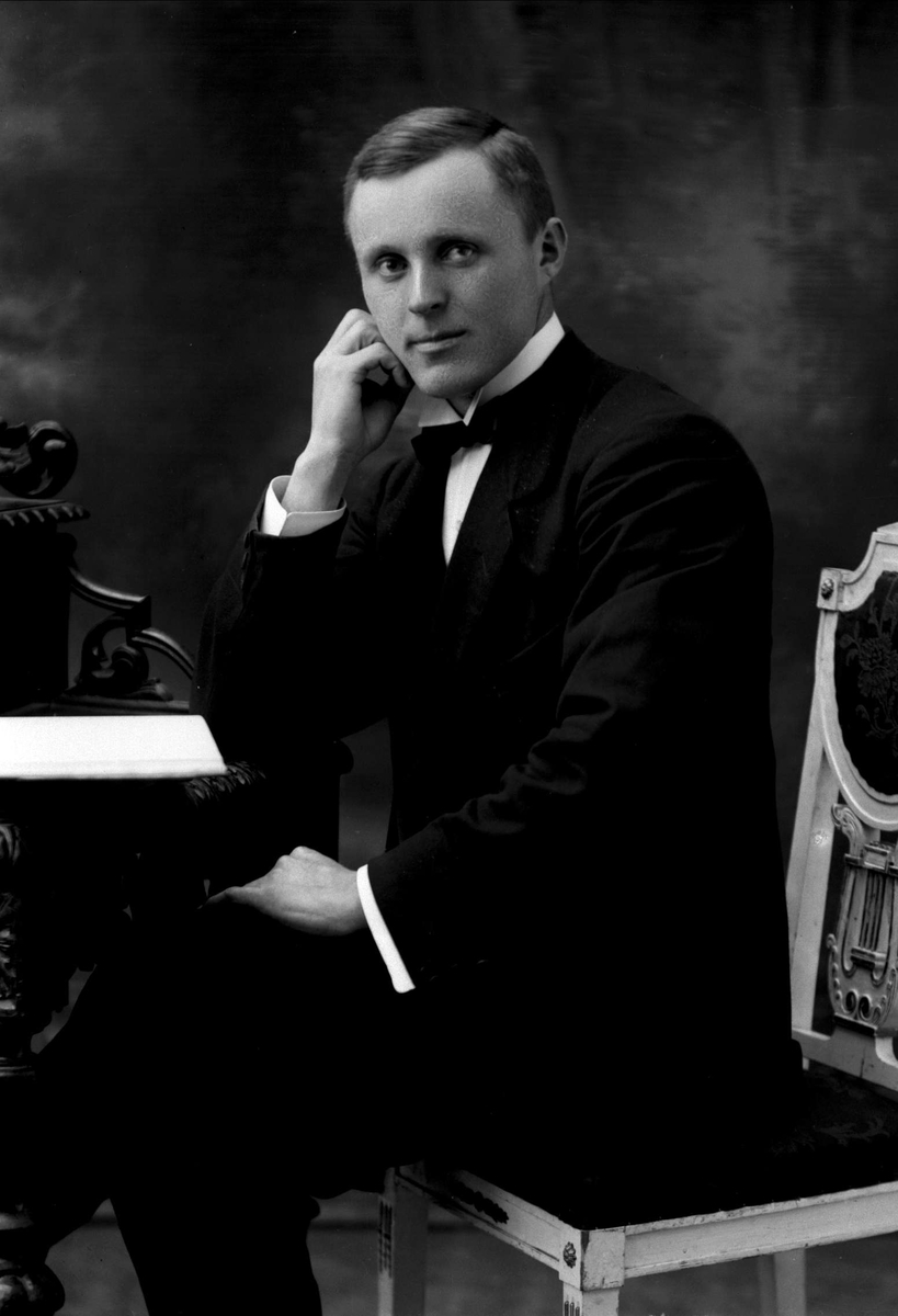Gustav Borgen, NFB.02305