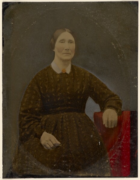 Unknown, [Portrait of woman]