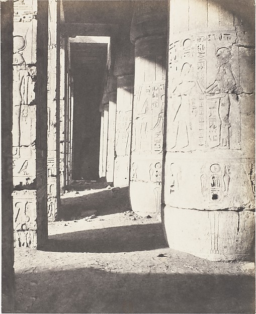 Félix Teynard, Médînet-Abou (Thèbes), Constructions Postérieures - Deuxieme Cour - Galerie Nord-Ouest