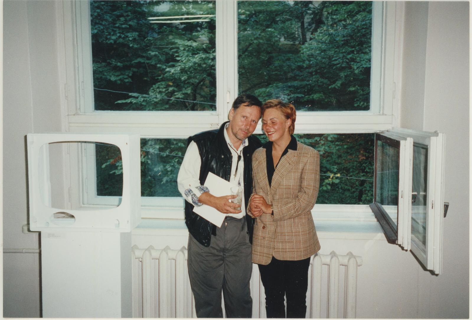 Enn (kujutatu) Tegova, Opening of L. Lapin exhibition 13.08.1997.a. Enn Tegova and R. Rannu