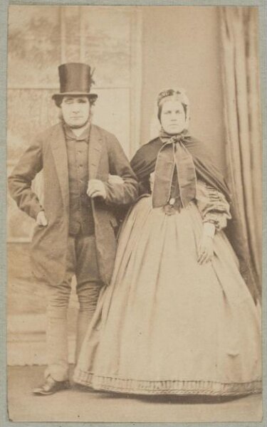 Unknown, Carte-de-visite photographs (480). Four photographs  are dry-mounted to each sheet (120).