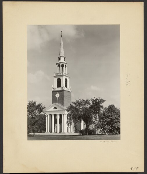 Walker Evans, [Wheaton College: Cole Memorial Chapel (1917)]