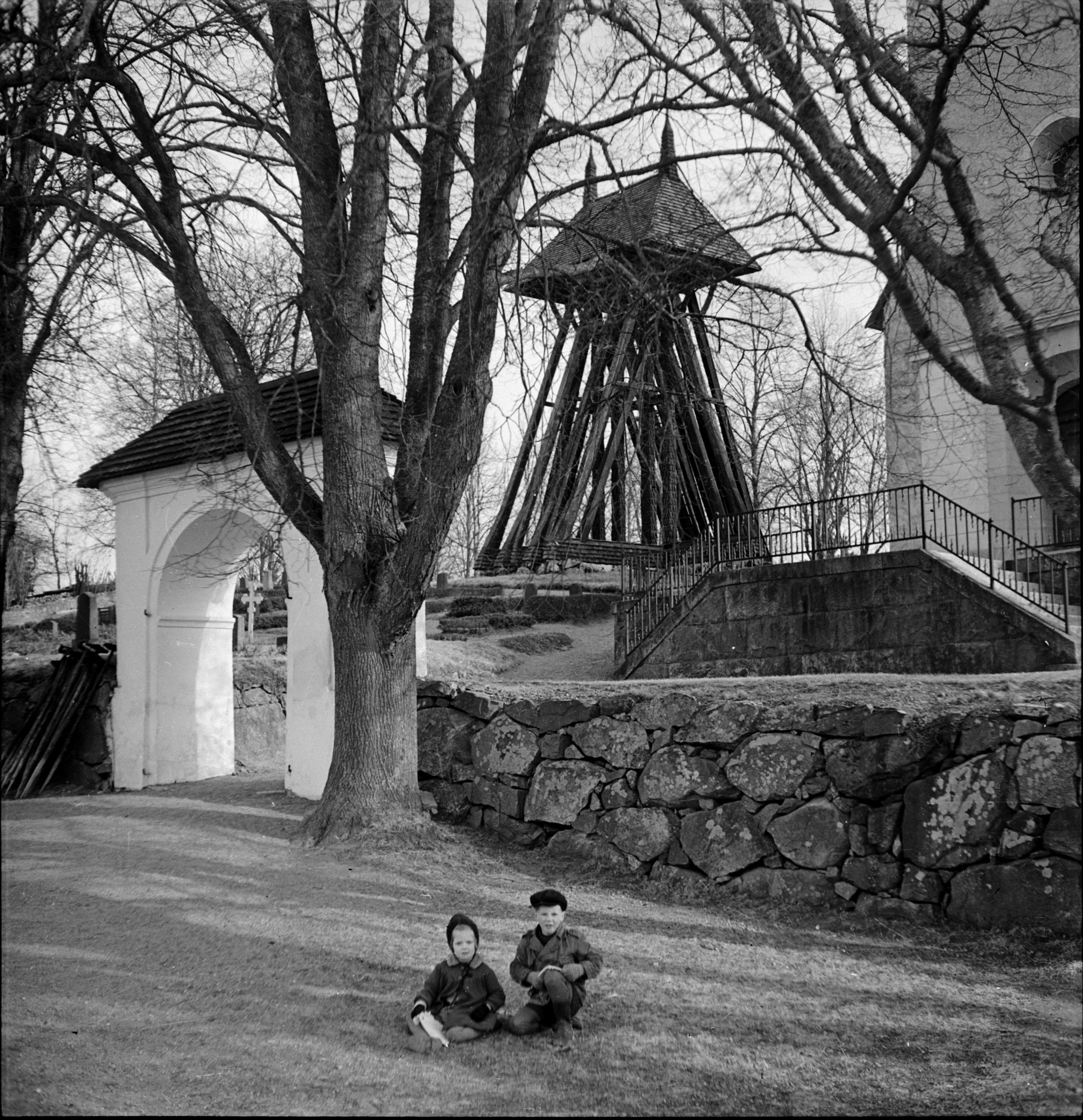 Ivar Schnell, Bettna kyrka