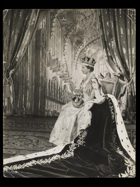 Beaton, Cecil (Sir), Photograph
