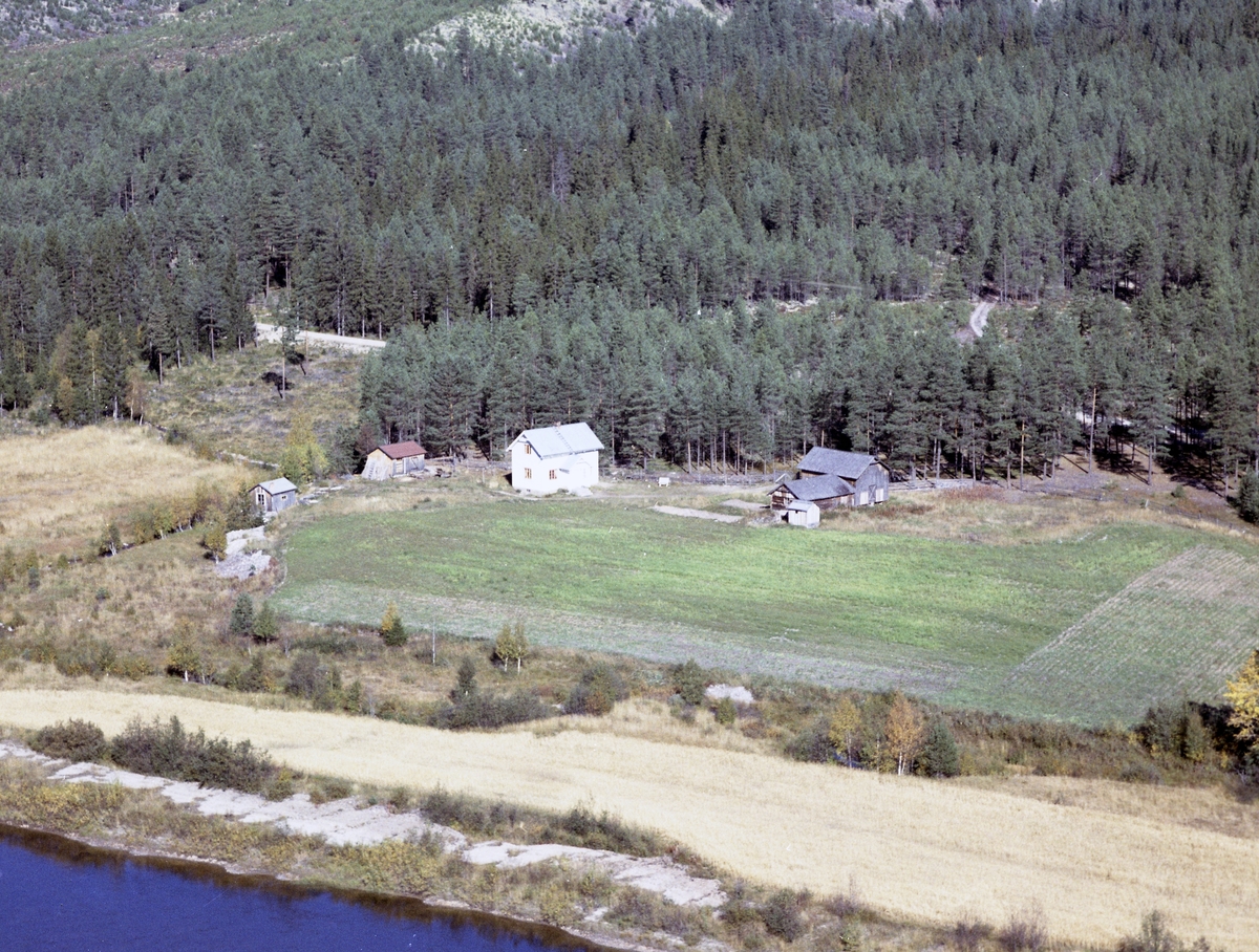Widerøes Flyveselskap A/S, Gardsbruk