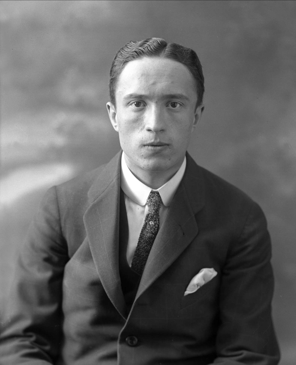 Gustav Borgen, NFB.35611
