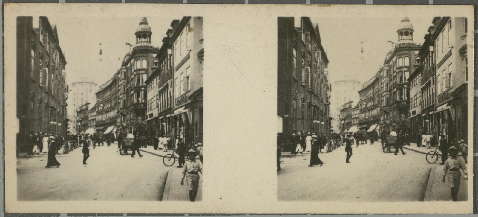 Desconegut, Dinamarca-Copenhagu-la Kjöbmagergade y Torre redonda Solsona Rius S.A.