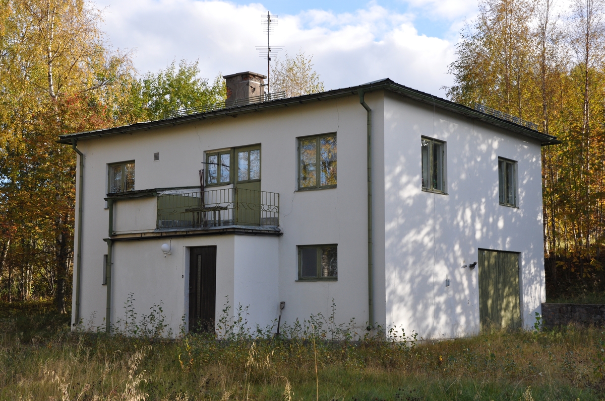 Unknown artist, Funkis villa in Särna. Detailed balcony railing in forging. Probably erected during the 1930s.