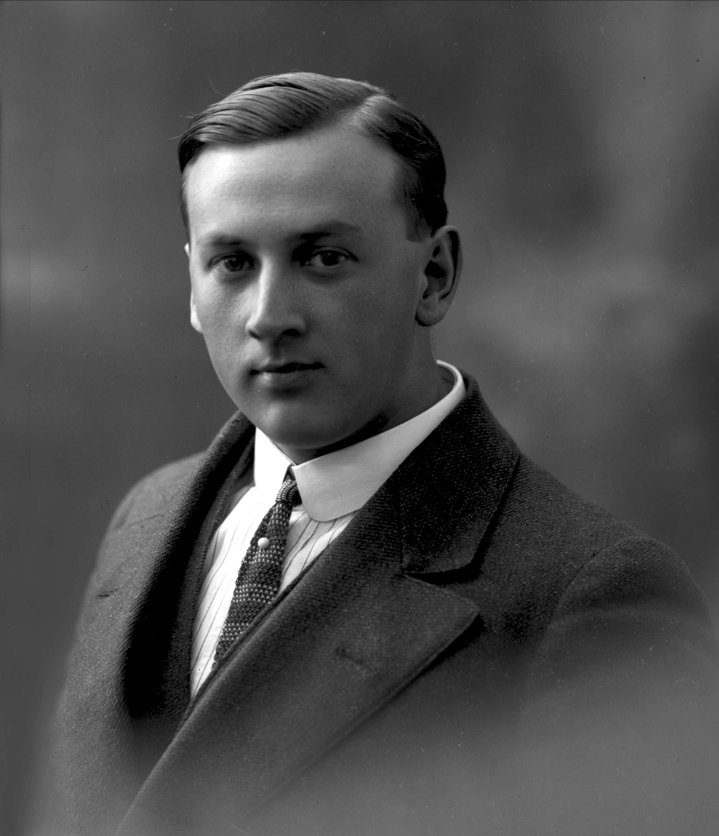 Gustav Borgen, NFB.31930