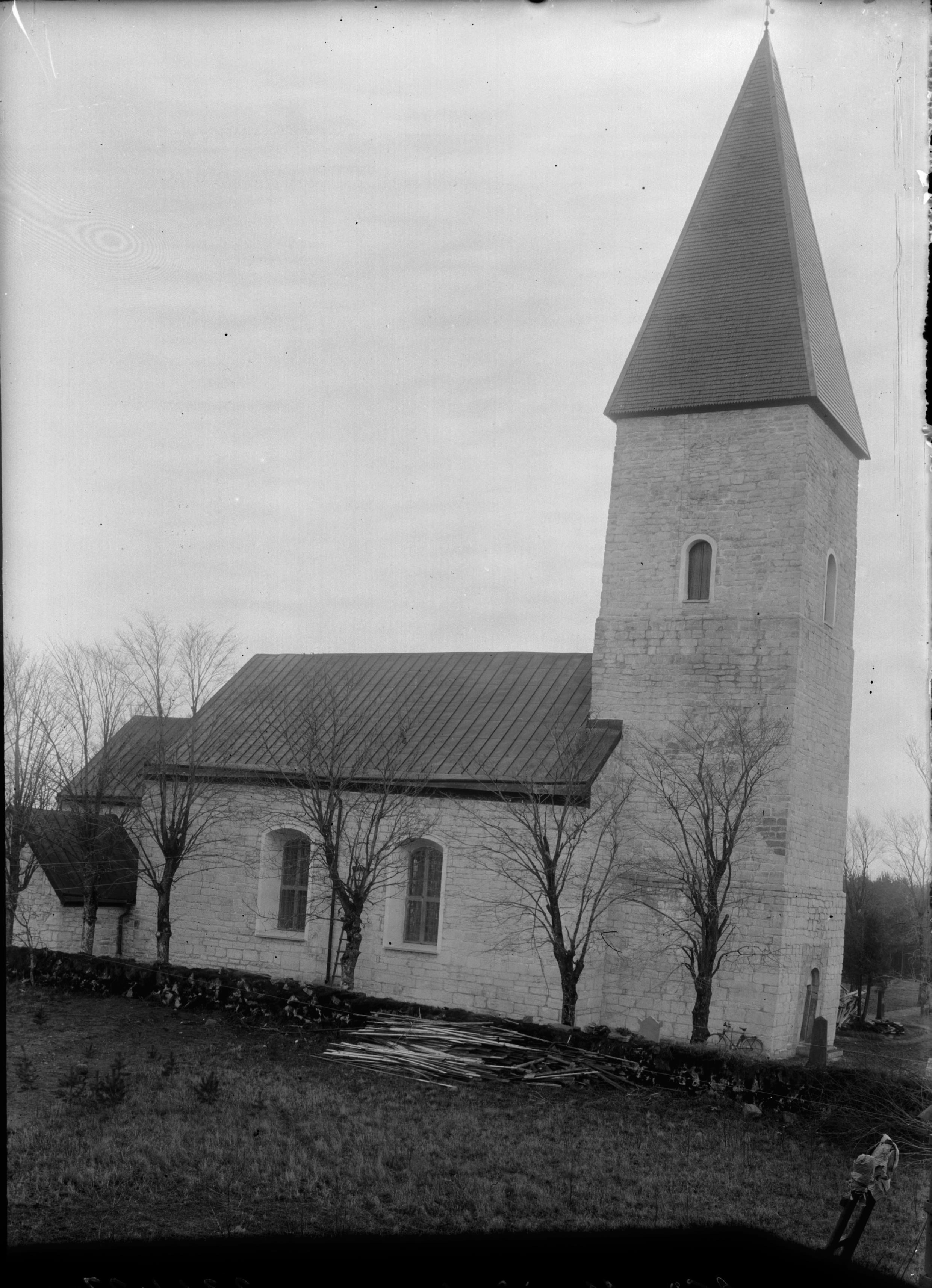Bertil Waldén, Mosjö kyrka