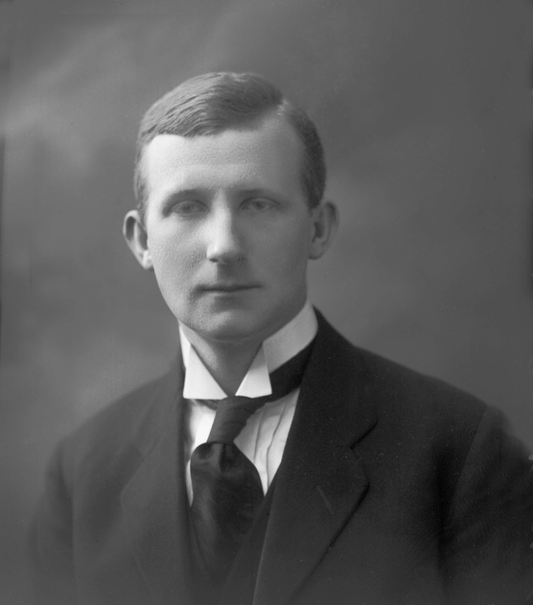 Gustav Borgen, NFB.49318