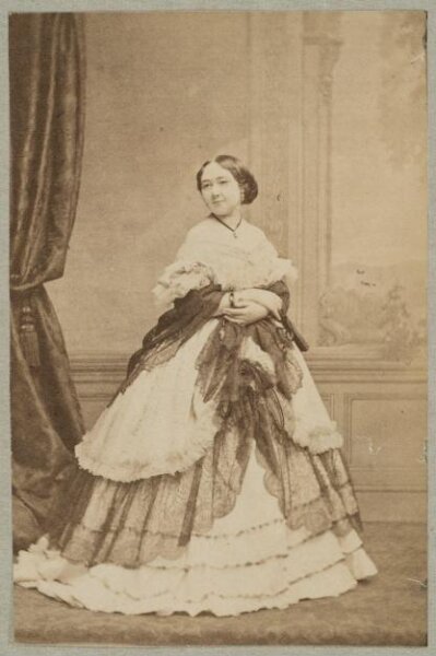 Unknown, Carte-de-visite photographs (480). Four photographs  are dry-mounted to each sheet (120).