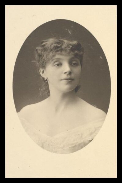 Nadar, Guy Little Theatrical Photograph