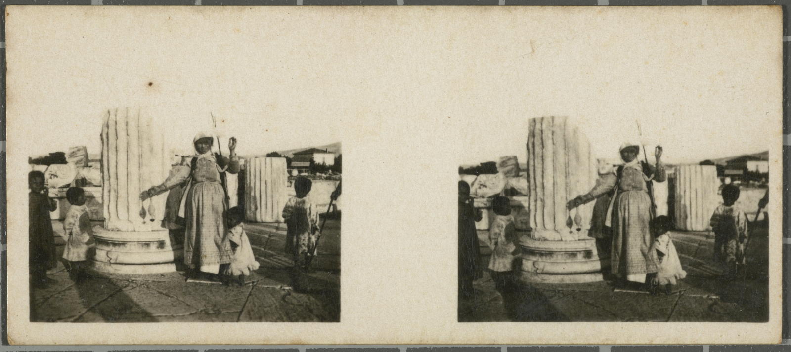 Desconegut, Grecia-Eleusis-Templo de Ceres Solsona Rius S.A.
