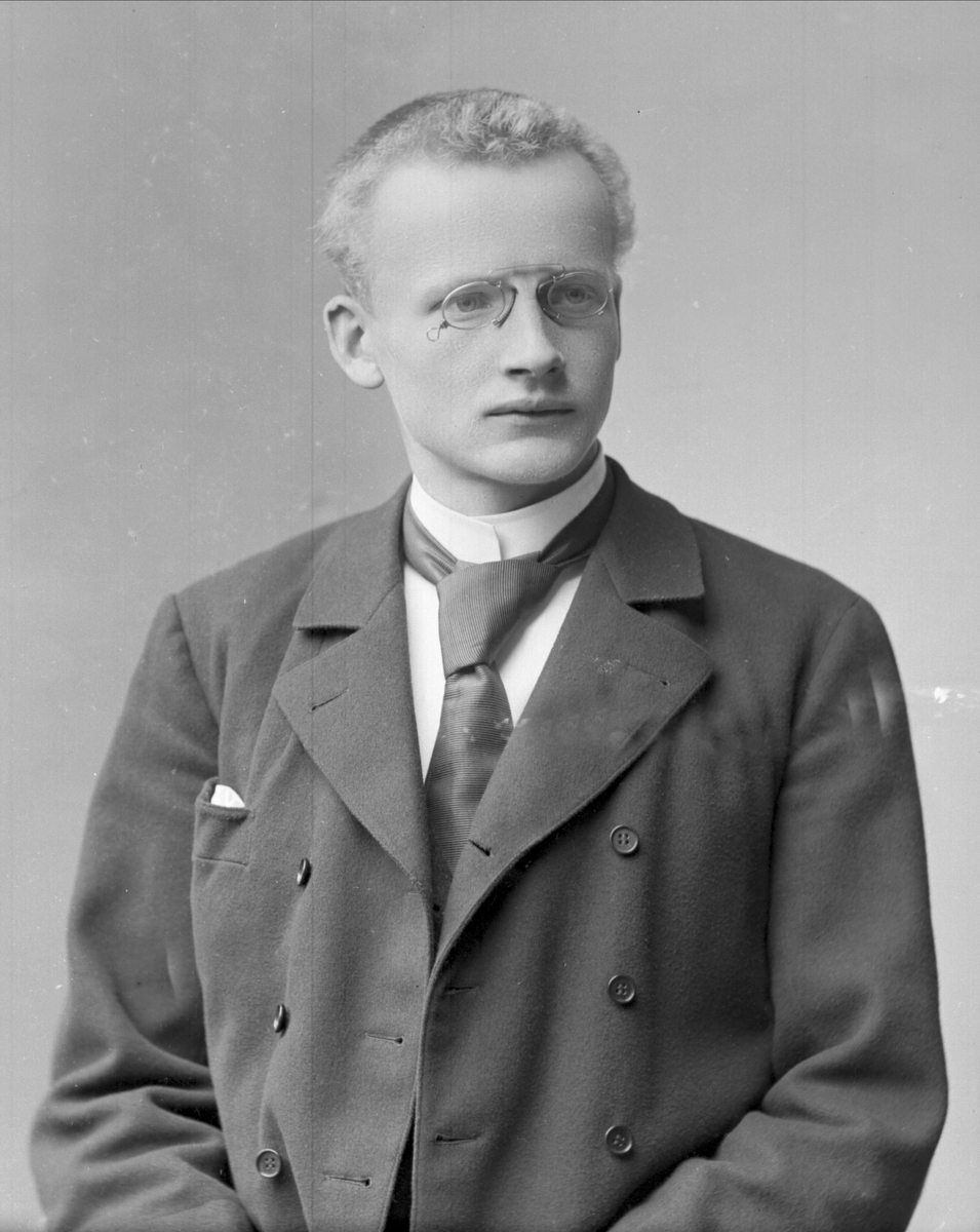 Gustav Borgen, NFB.16645