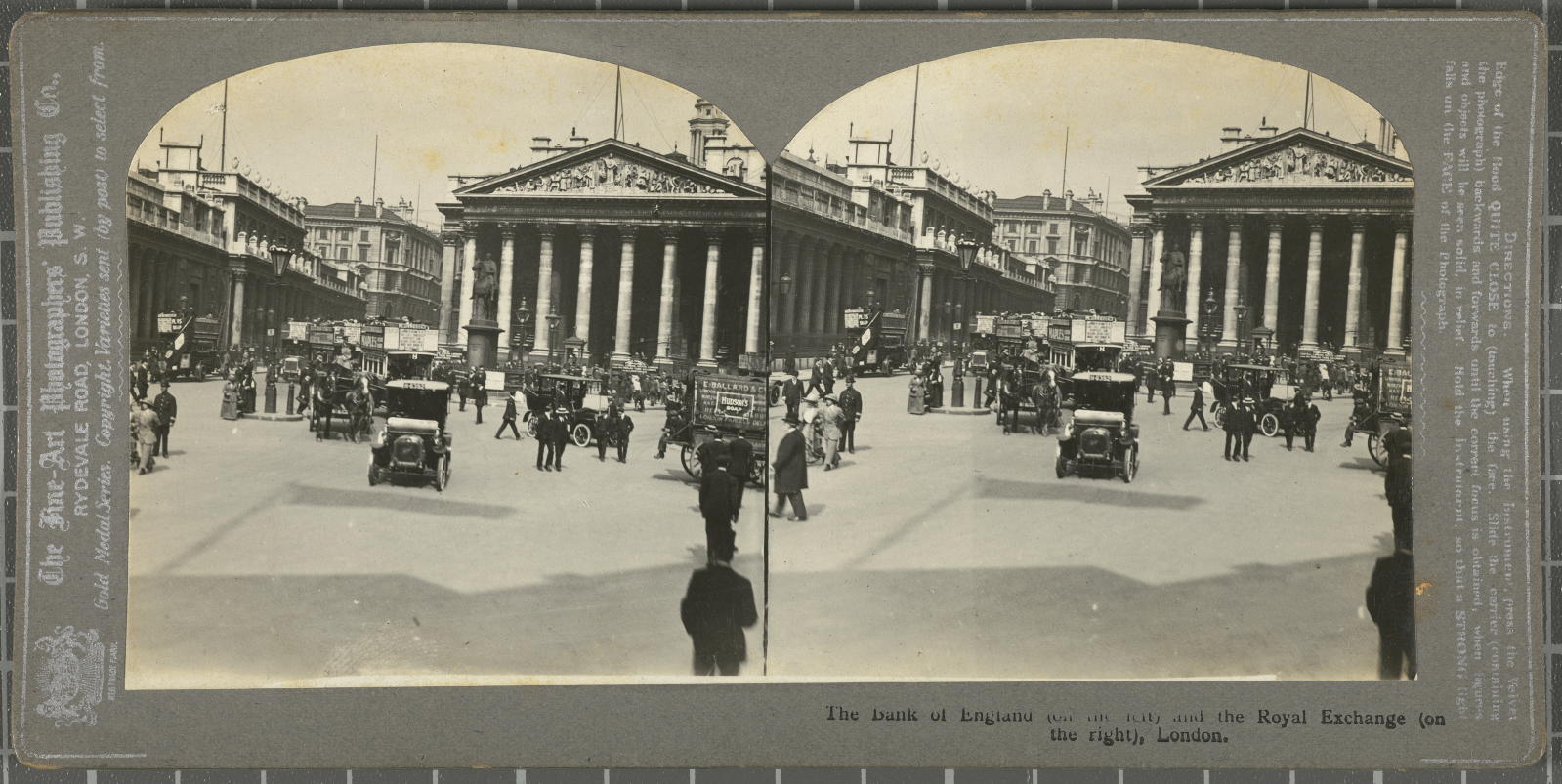 Desconegut, The Bank of England (where the left) and the Royal Exchange (where the right), London. Fine-Art Photog. Publish. Co.