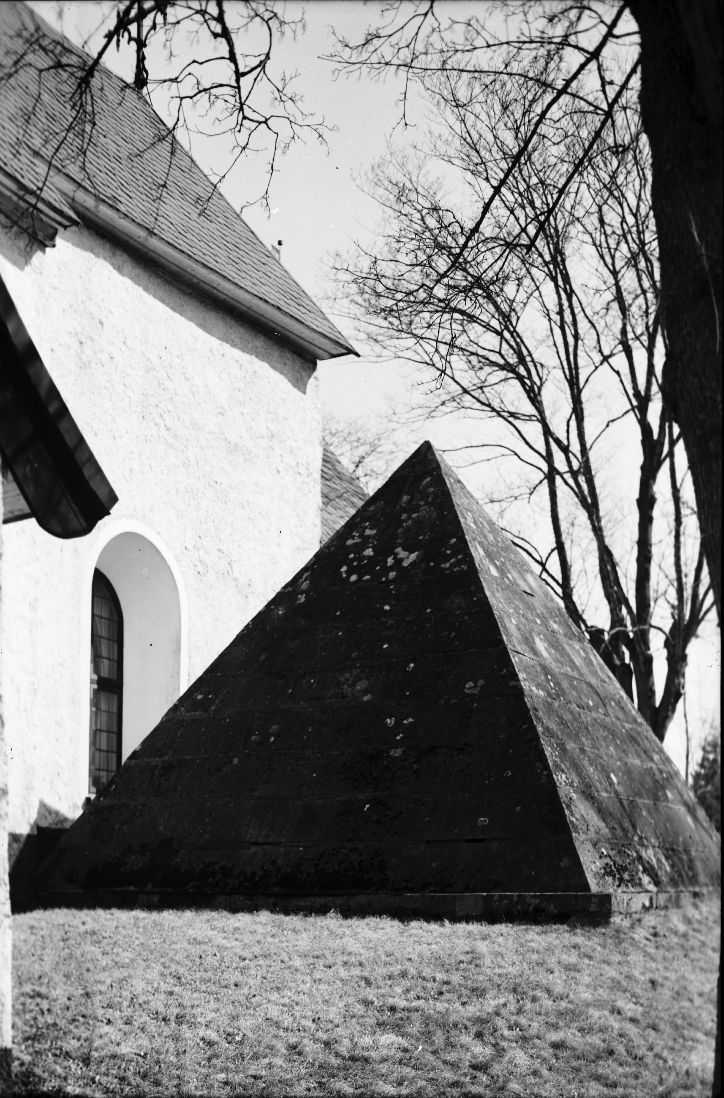 Iwar Anderson, Järfälla kyrka