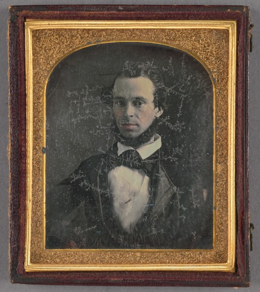 Unknown, [Portrait of a man with fringe beard]
