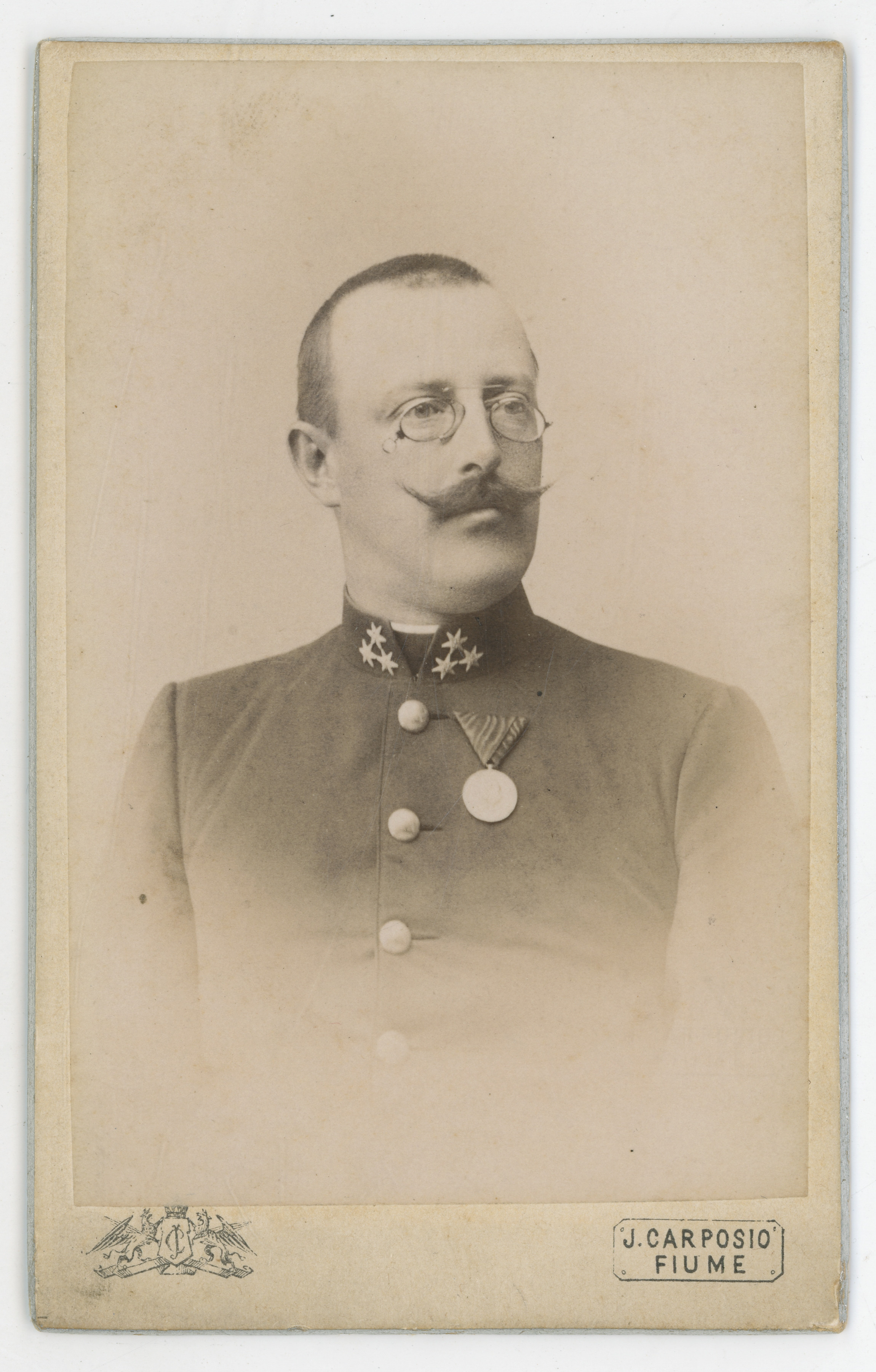 Ilario (1852––1921) Carposio, Portret časnika