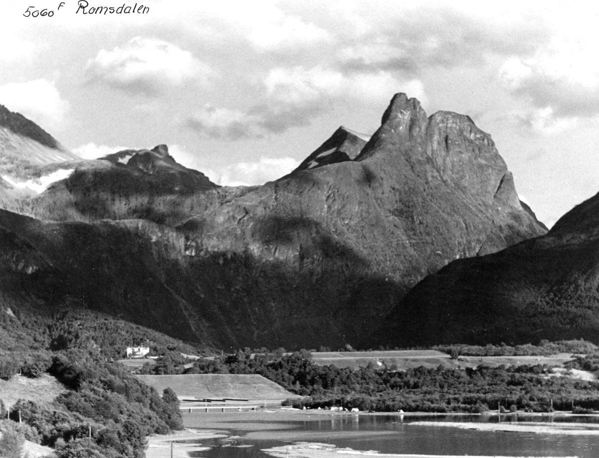 Anders Beer Wilse, Topografi