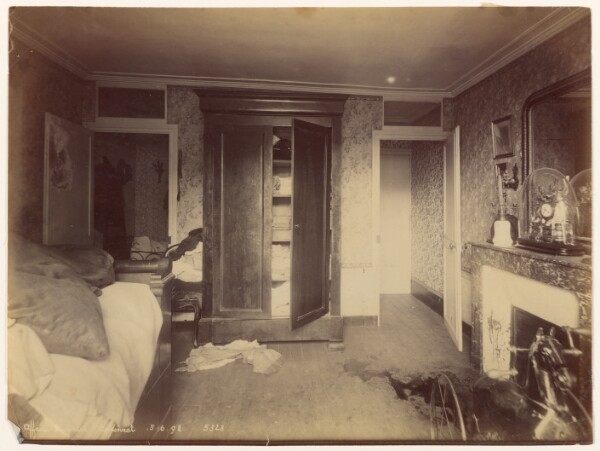 Alphonse Bertillon, Affaire Peugniez … Vue de la Chambre à coucher avec le cheval mécanique ensanglanté de l’enfant