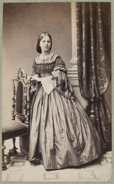 Unknown, Carte-de-visite photographs (480). Four photographs  are dry-mounted to each sheet (120).