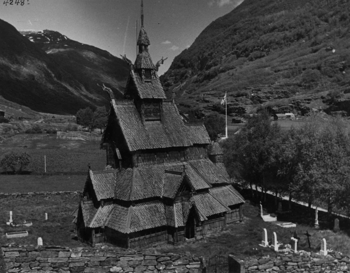 Anders Beer Wilse, Borgund stavkirke