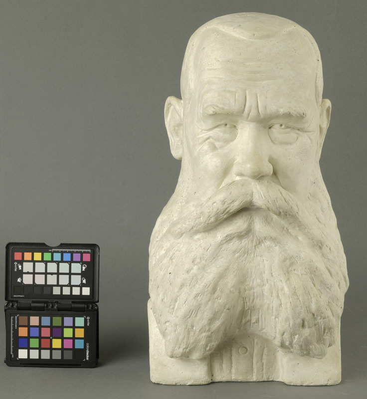 August (autor) Vomm, Skulptuur, Gustav Küti portree.