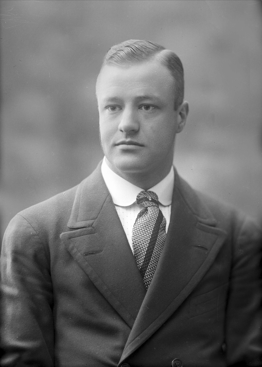 Gustav Borgen, NFB.37057