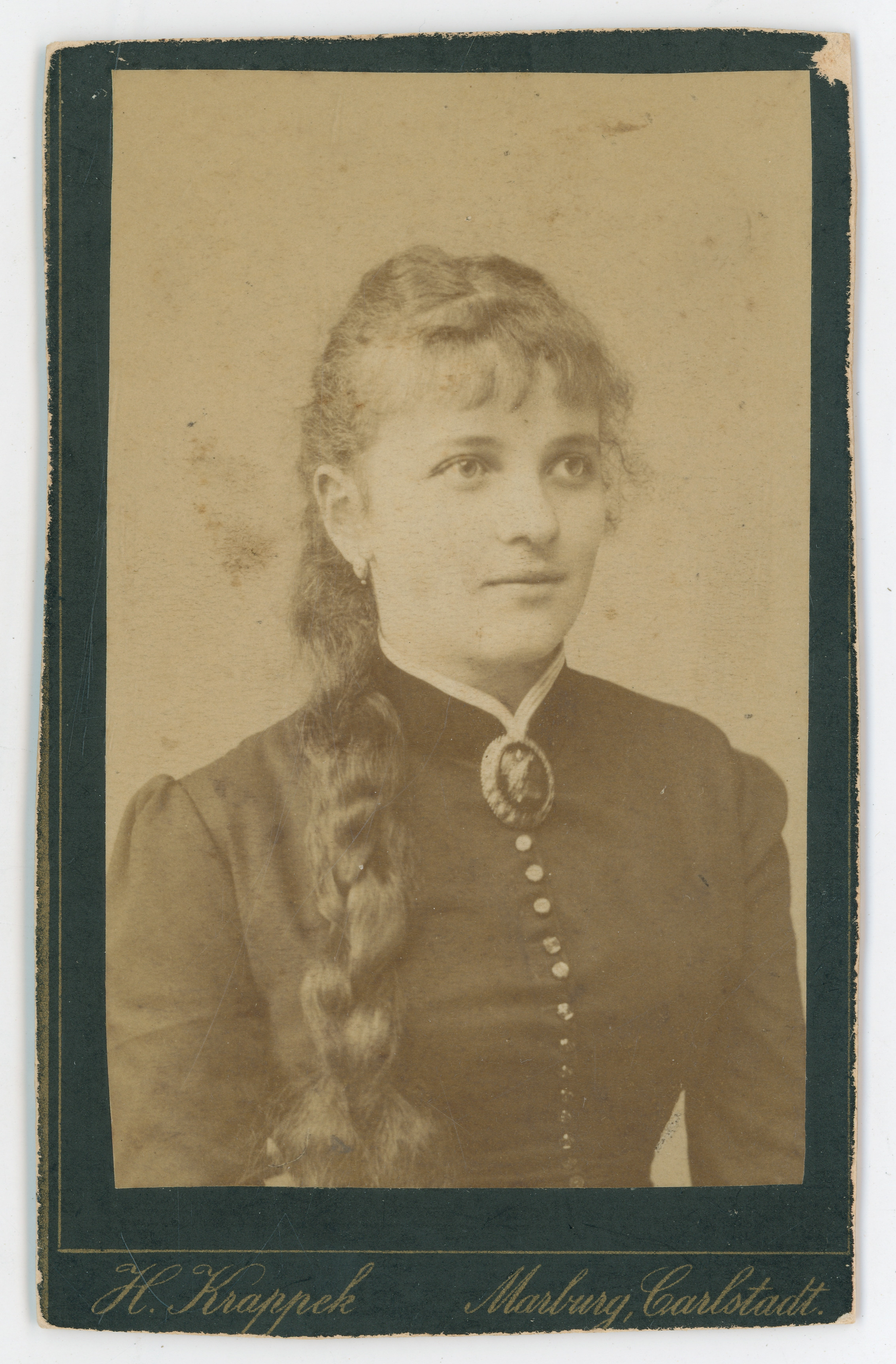 Hinko Krapek, Djevojka s pletenicom