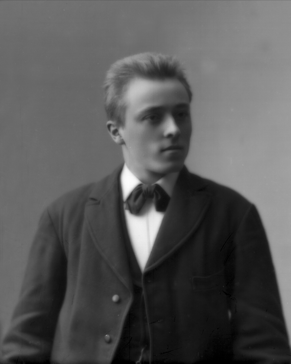 Gustav Borgen, NFB.17890