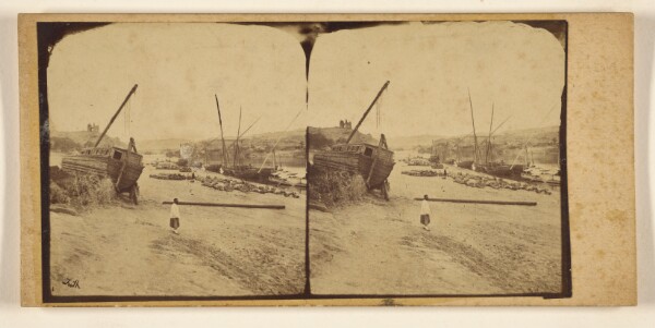 Francis Frith, [View on the Beach. Assawan or Syrns.]