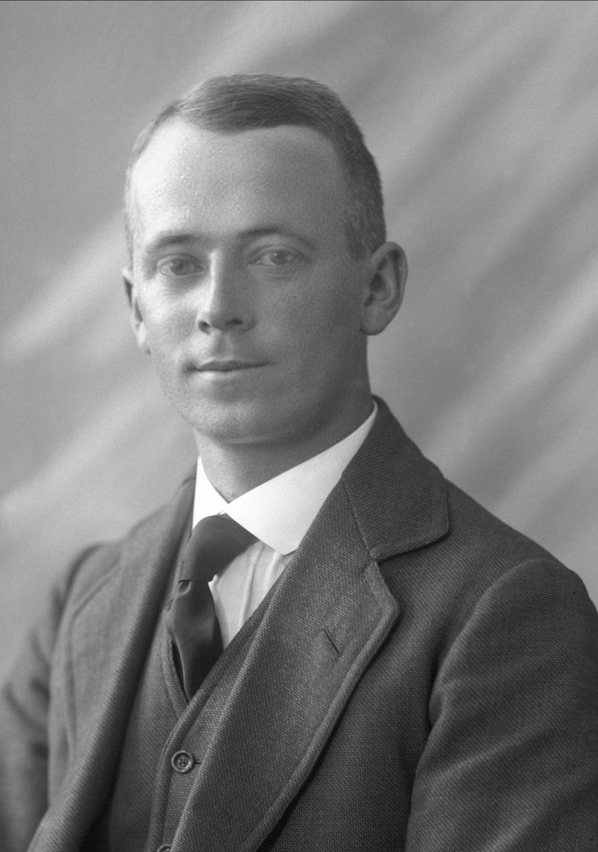 Gustav Borgen, NFB.51074