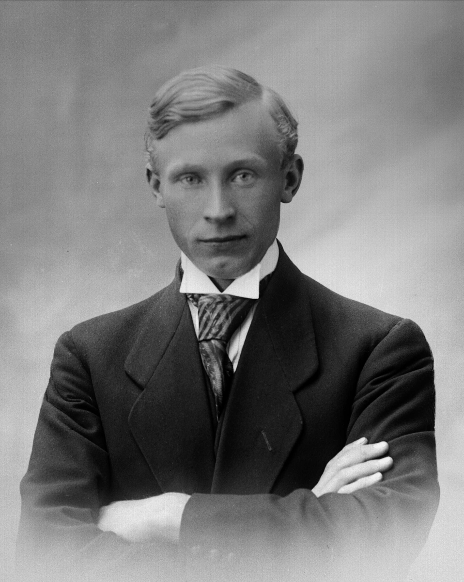 Gustav Borgen, NFB.37681