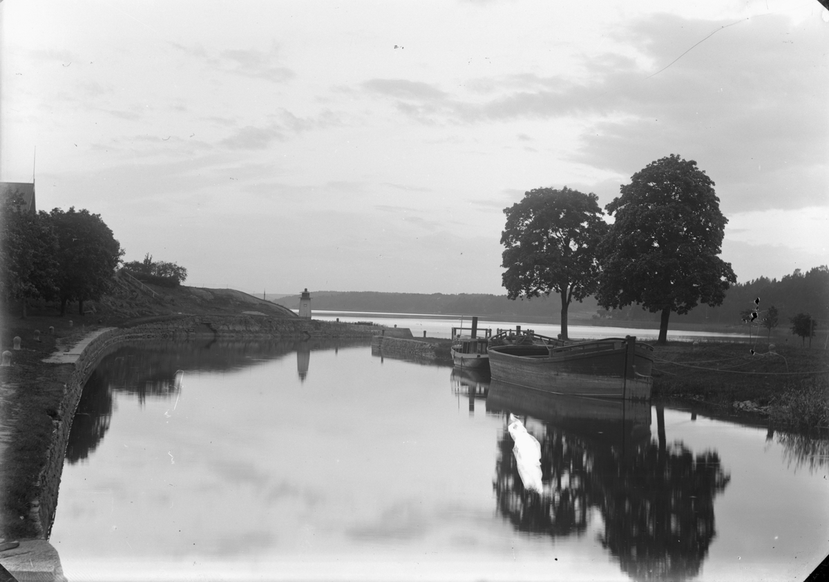 Gustaf Ferdinand Hallberg, Båtar. Norsholm, inloppet från Roxen.