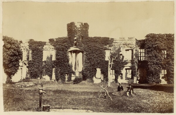 Unknown, [Man and woman in front of castle]