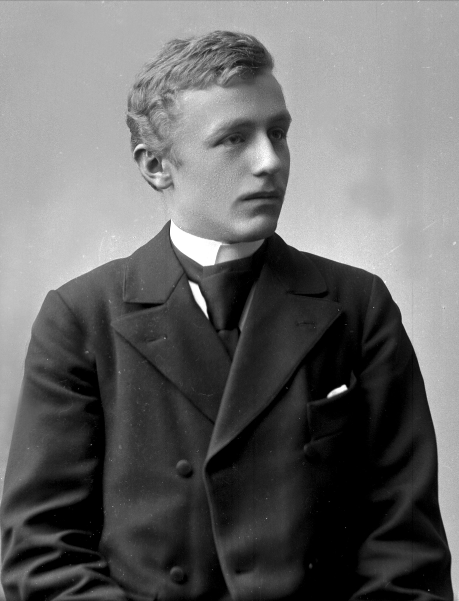 Gustav Borgen, NFB.14052