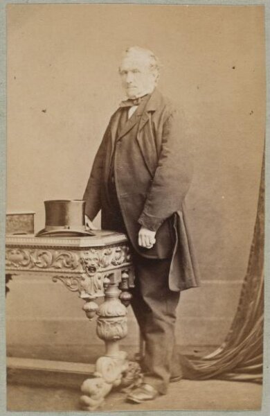 Unknown, Carte-de-visite photographs (480). Four photographs  are dry-mounted to each sheet (120).